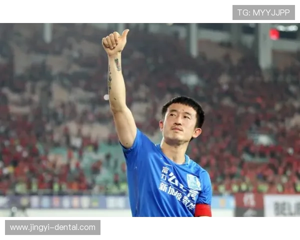 中超2026首红诞生 姜至鹏肘击染红